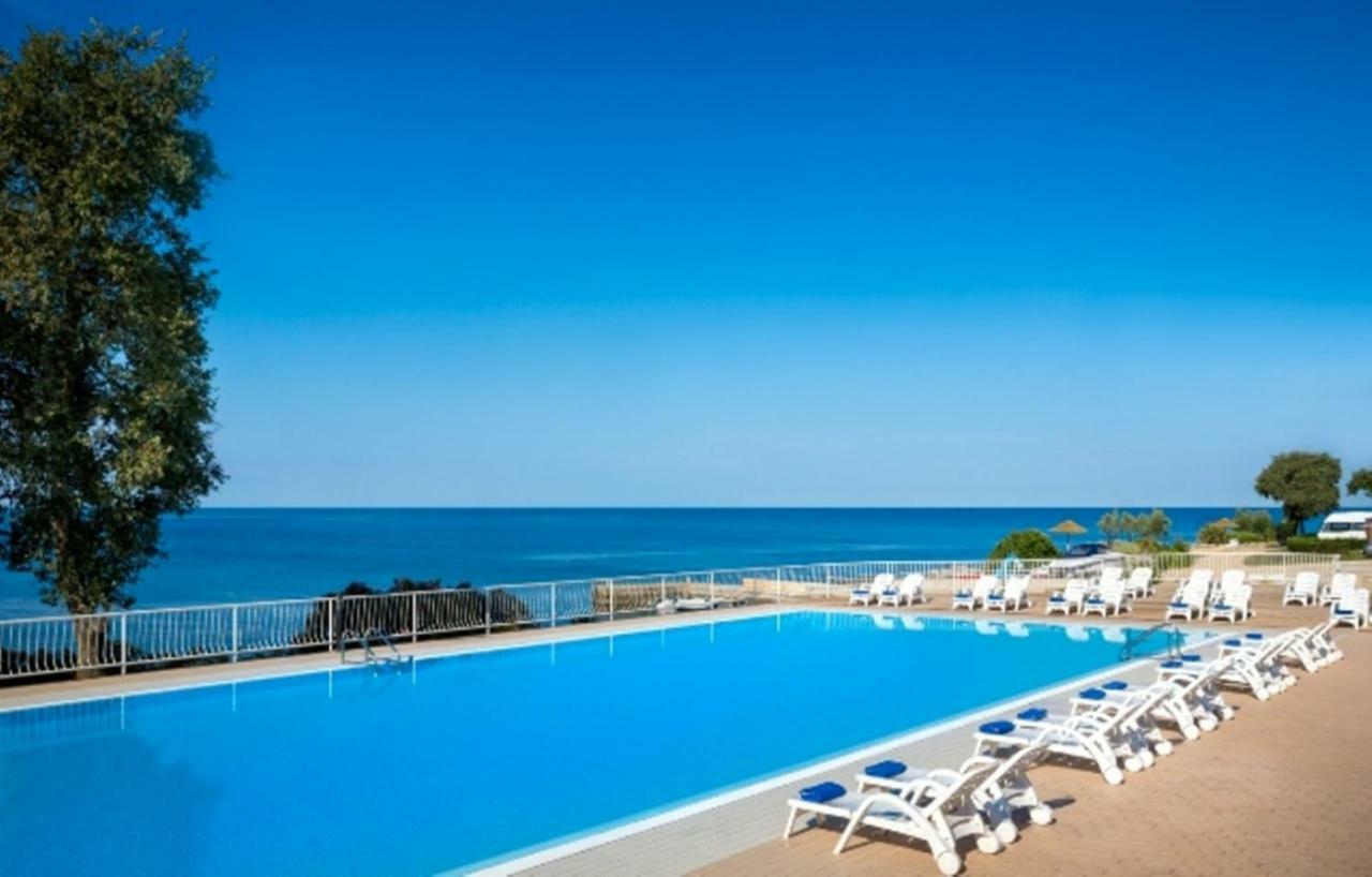 West Coast Mobilhome With Xxl Terrace In Naturist Resort Solaris Fkk Tar-Vabriga Εξωτερικό φωτογραφία